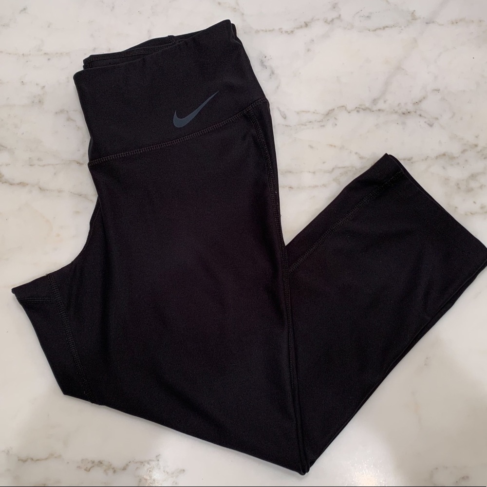 Nike Dri-Fit Capri Yoga Pants